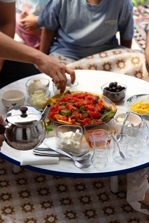 How to Plan Balanced Meals Without Stress: A Simple Guide